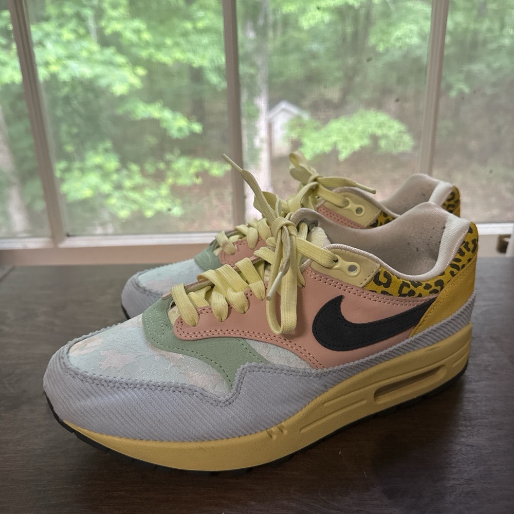 Nike Air Max Multicolor Sneakers